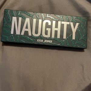 Kylie Jenner Naughty makeup palette